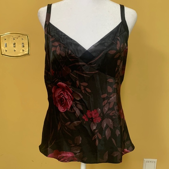 George Tops - 💗Floral silky tank top
